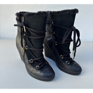 Michael Kors Leather & Suede Wedge Rain Boot 7 M Black Faux Fur Lined gold tone